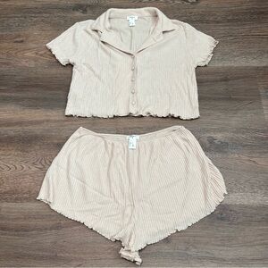 Forever 21 Women's Cream Sleepwear Set Top and Bottom Cozy Size Small